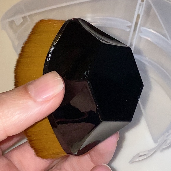 Daubigny Makeup Brush NIB - Picture 4 of 9